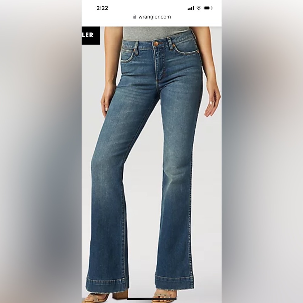 WOMEN'S WRANGLER RETRO® HIGH RISE TROUSER JEAN